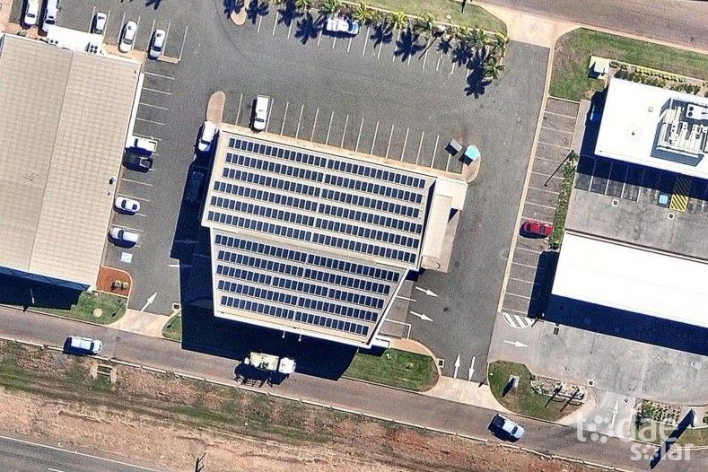 Pit Lane Liqour 100kW Solar Installation